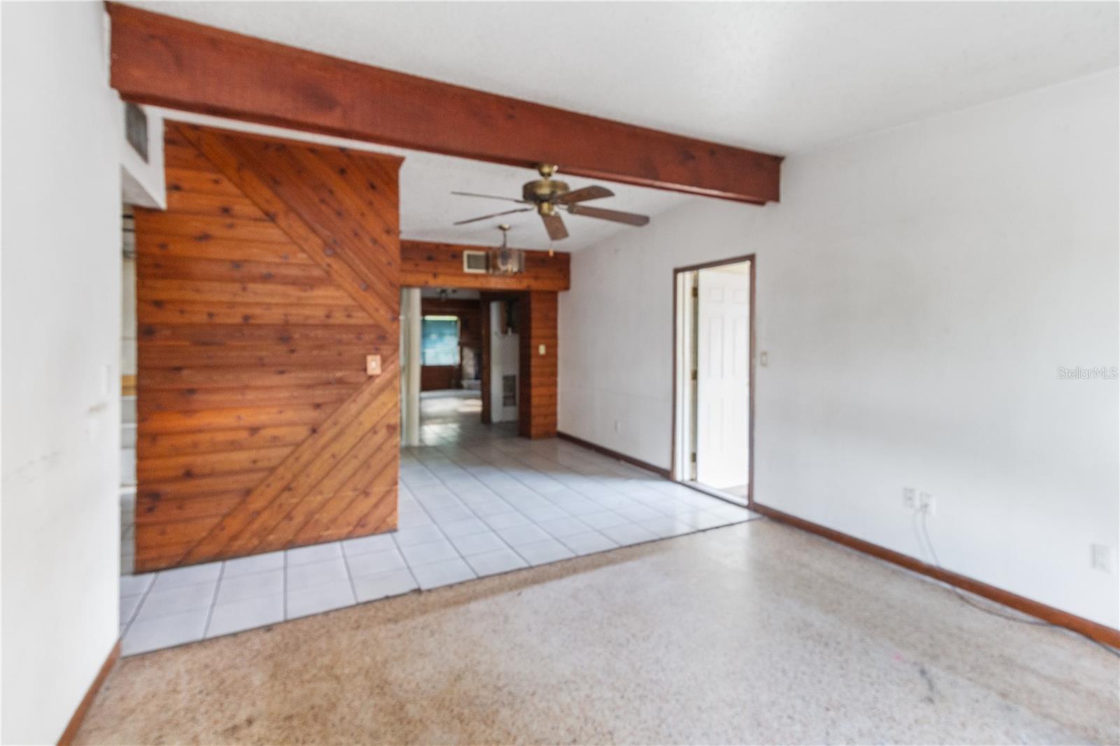 ELIZABETH COURT - Residential