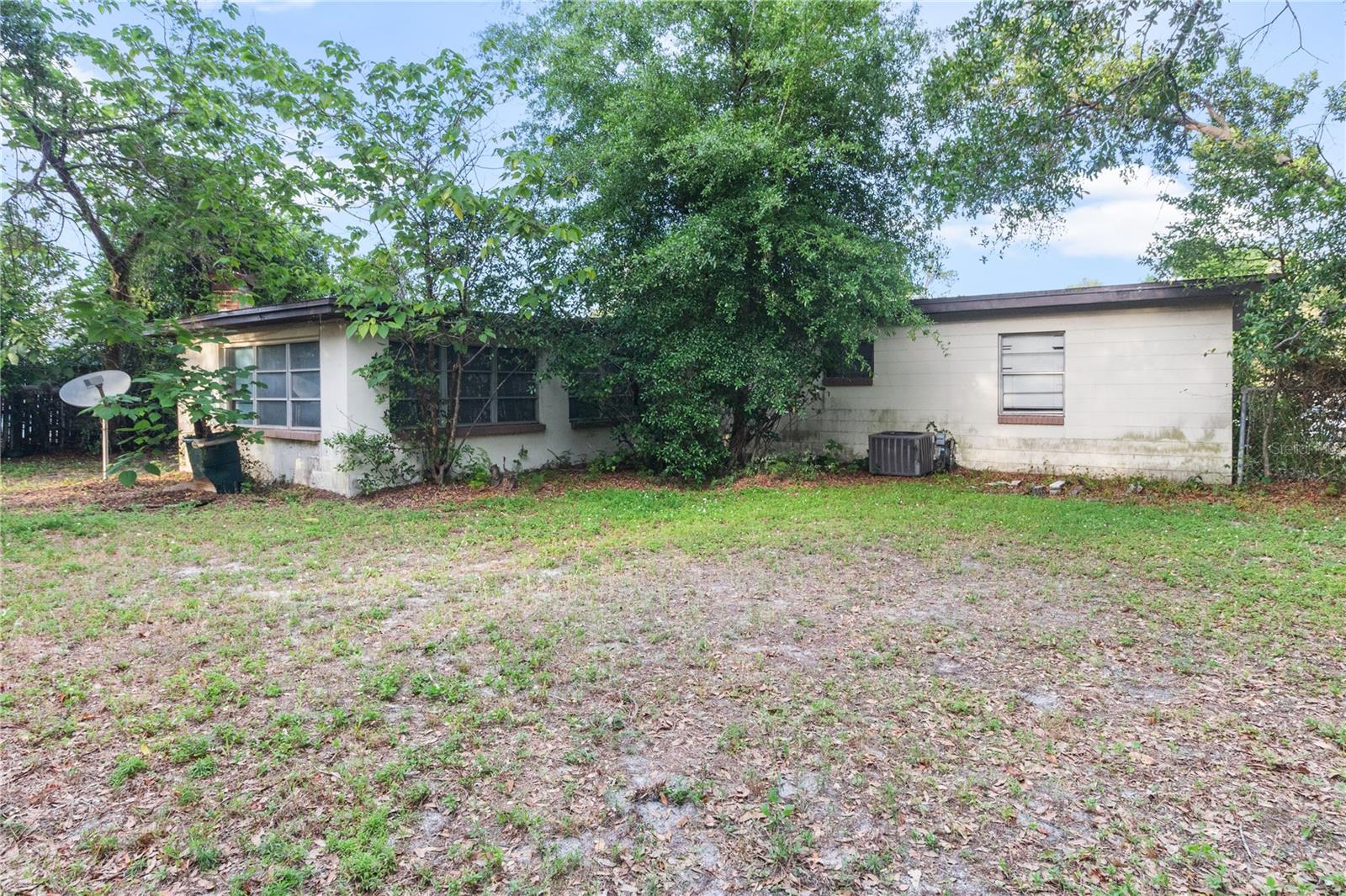 ELIZABETH COURT - Residential