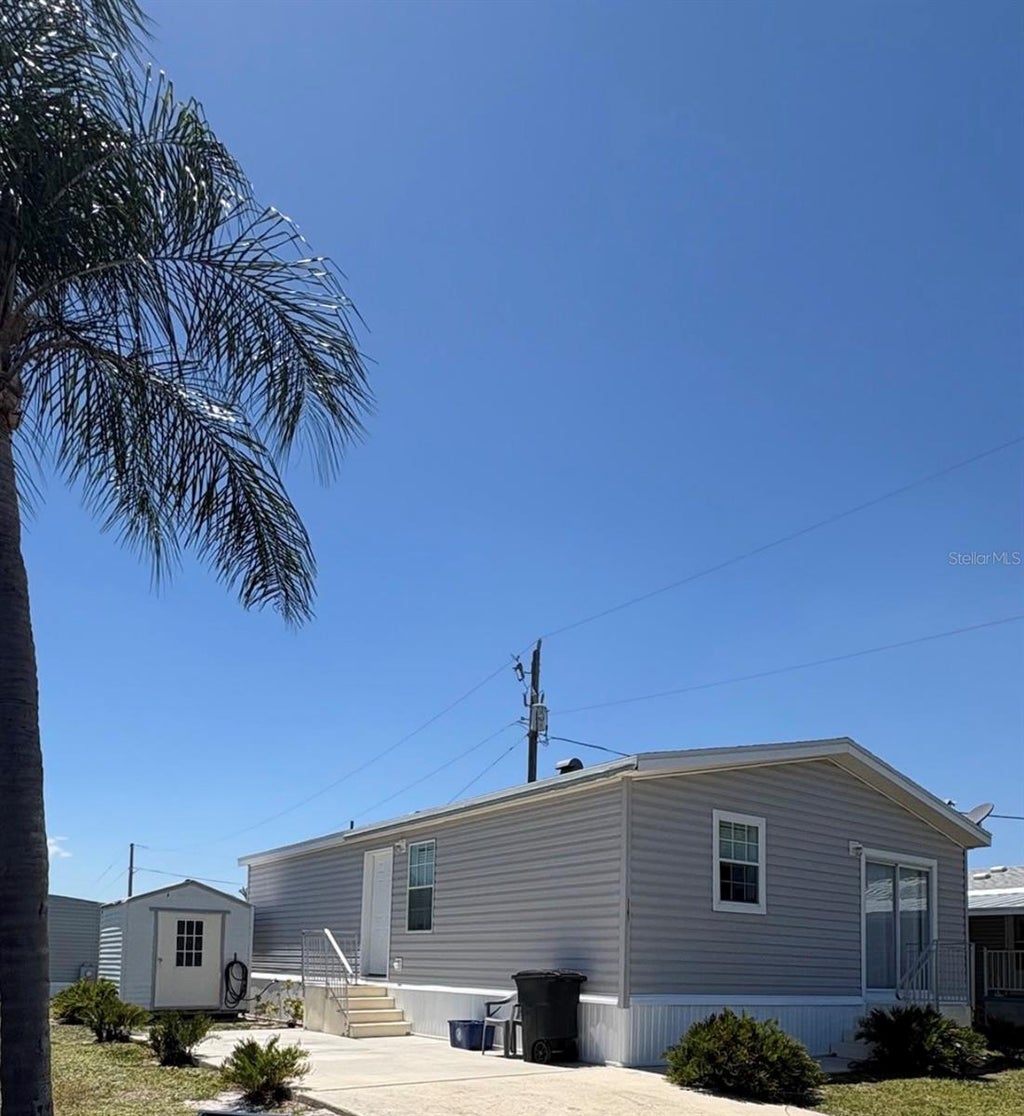 Photo of 3301 Doreen Drive, Ellenton, FL 34222 (MLS # A4701220)