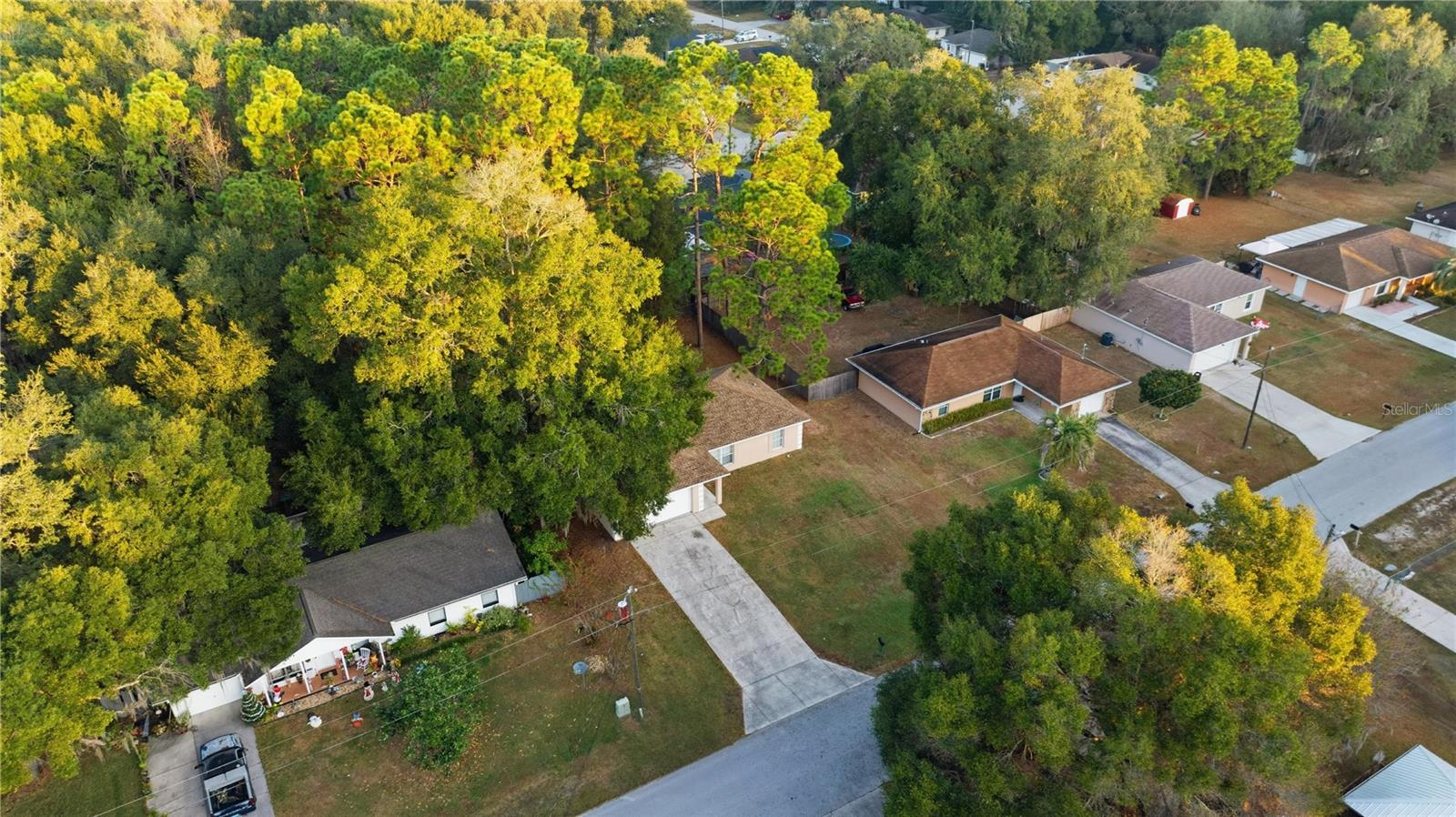 SILVER SPGS SHORES UN 09 - Residential Lease