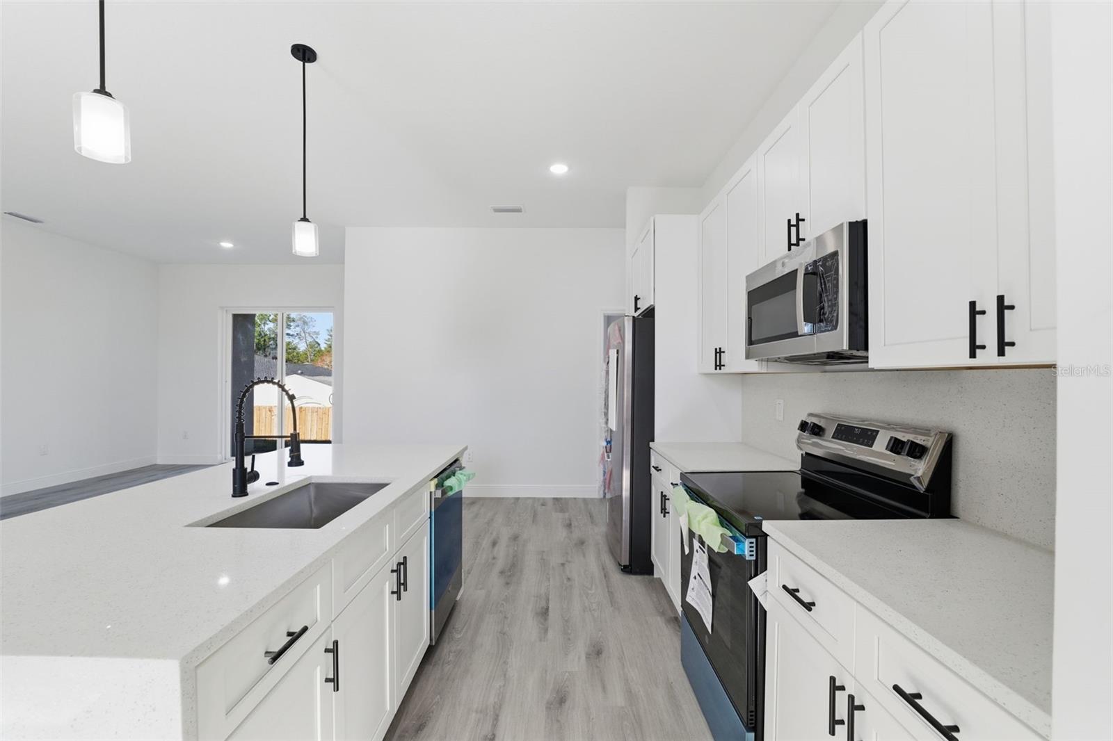 MARION OAKS - Residential