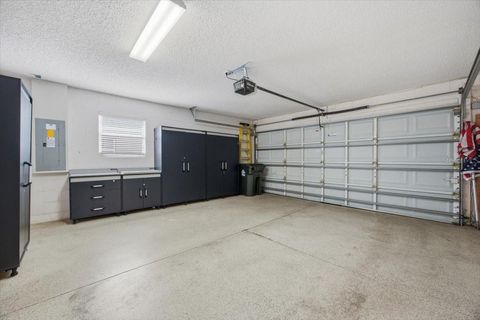 Tiny photo for 3645 Rollingbrook Street, Clermont, FL 34711 (MLS # G5110197)