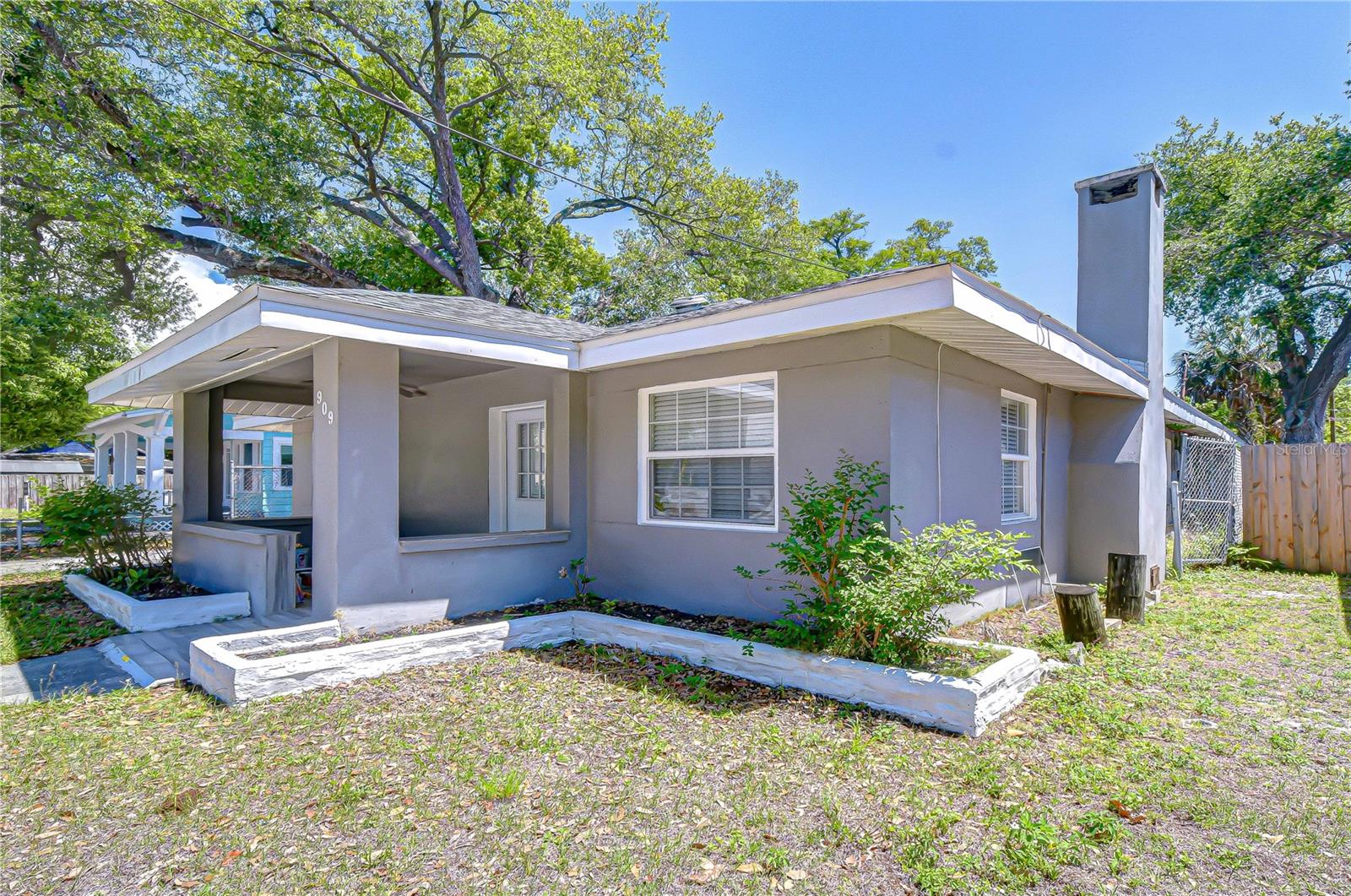 PLAZA PARK ADD CLEARWATER IMPROV CO CORR - Residential