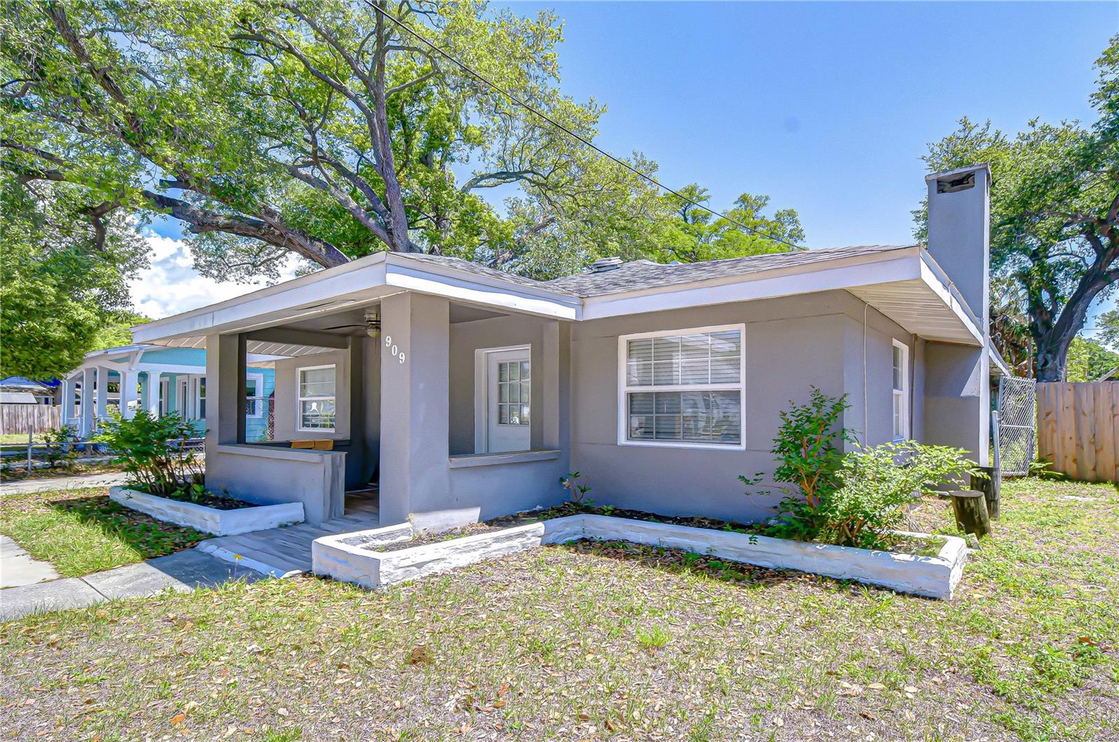 PLAZA PARK ADD CLEARWATER IMPROV CO CORR - Residential