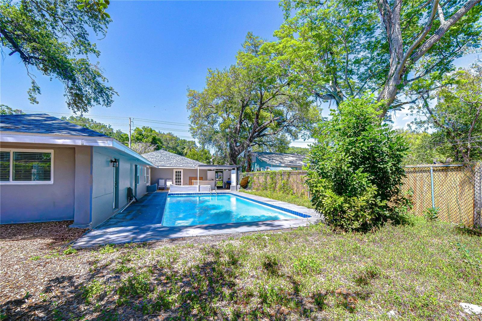 PLAZA PARK ADD CLEARWATER IMPROV CO CORR - Residential