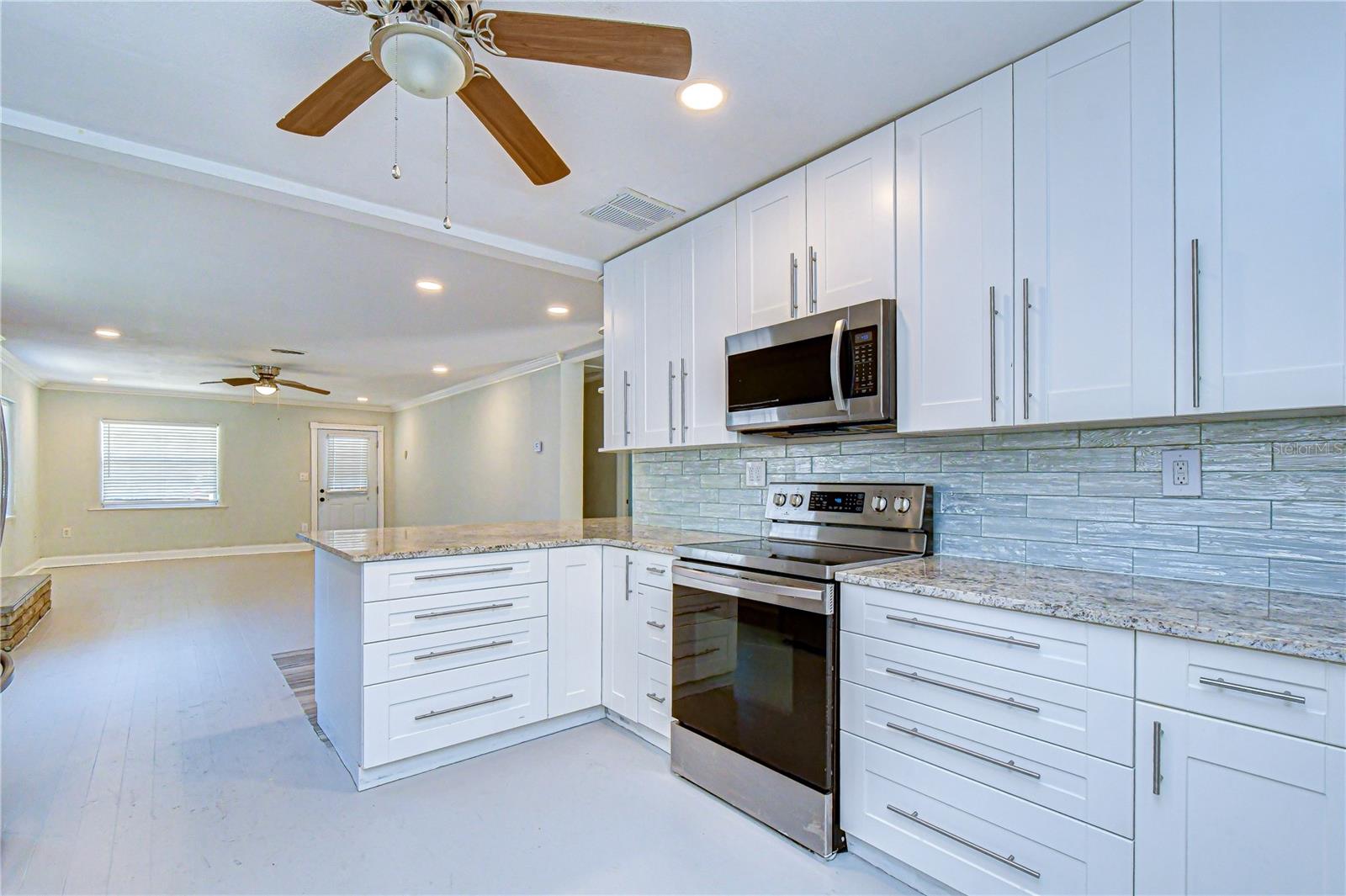 PLAZA PARK ADD CLEARWATER IMPROV CO CORR - Residential