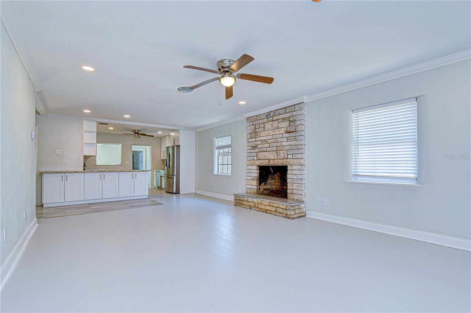 PLAZA PARK ADD CLEARWATER IMPROV CO CORR - Residential