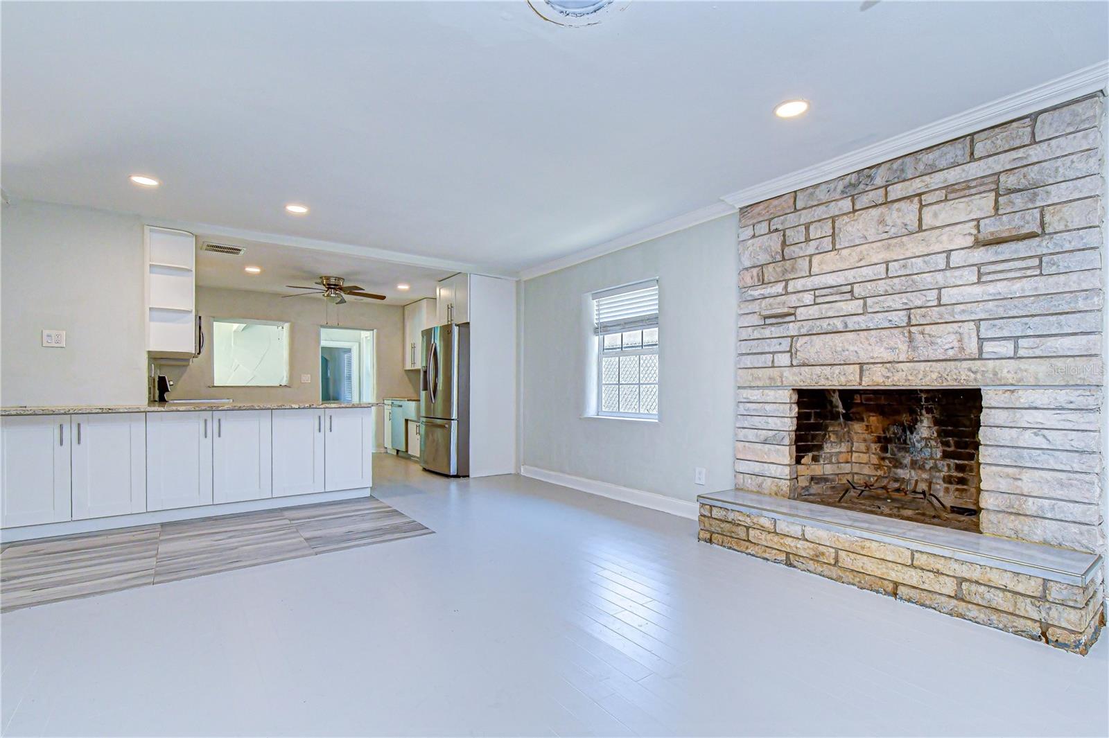 PLAZA PARK ADD CLEARWATER IMPROV CO CORR - Residential