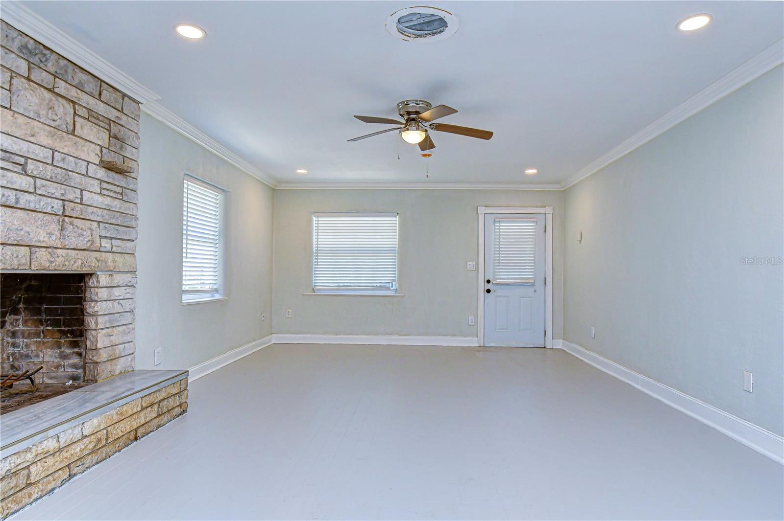 PLAZA PARK ADD CLEARWATER IMPROV CO CORR - Residential