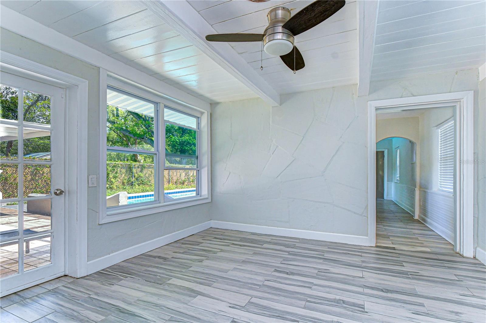 PLAZA PARK ADD CLEARWATER IMPROV CO CORR - Residential