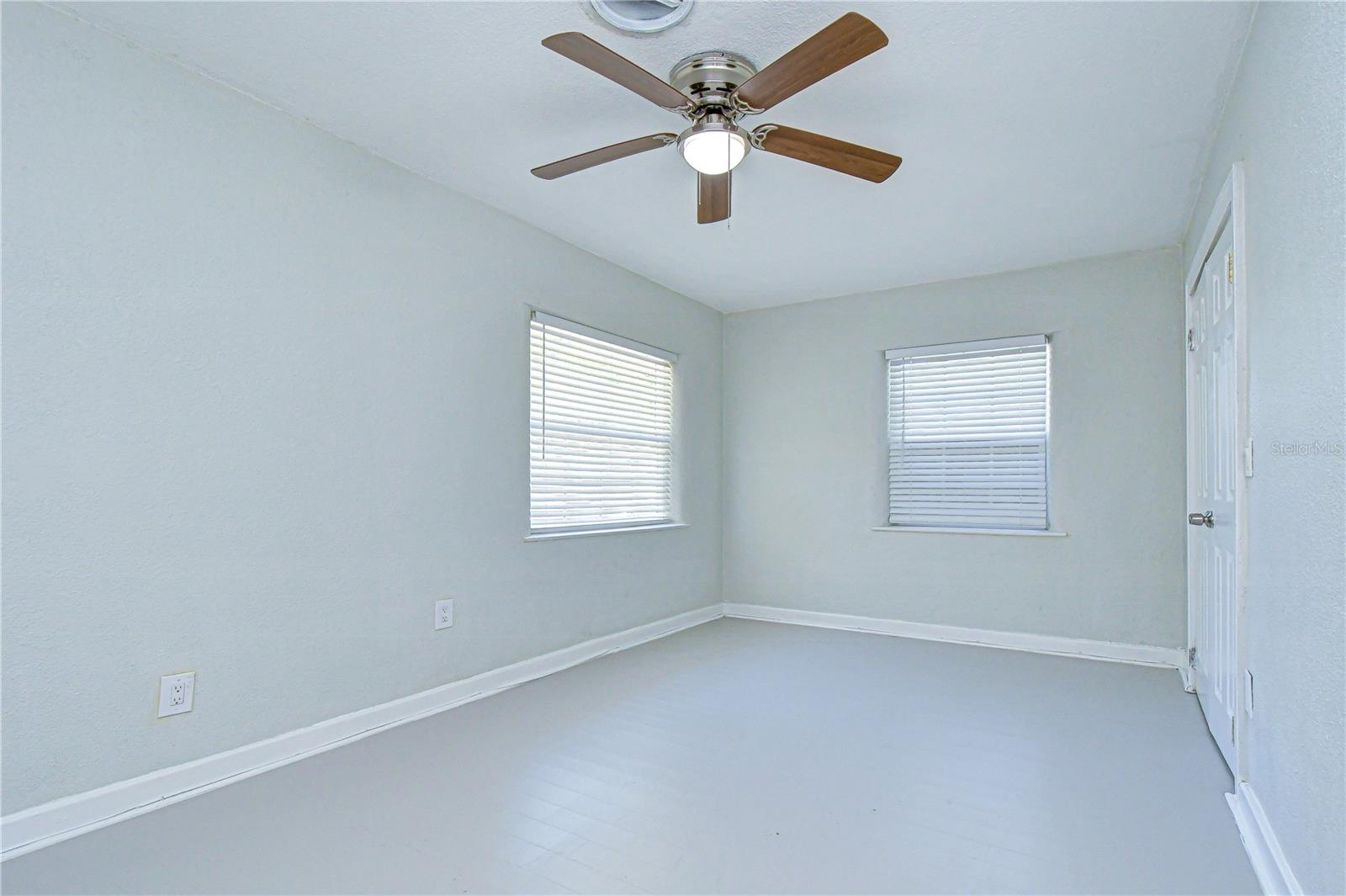 PLAZA PARK ADD CLEARWATER IMPROV CO CORR - Residential