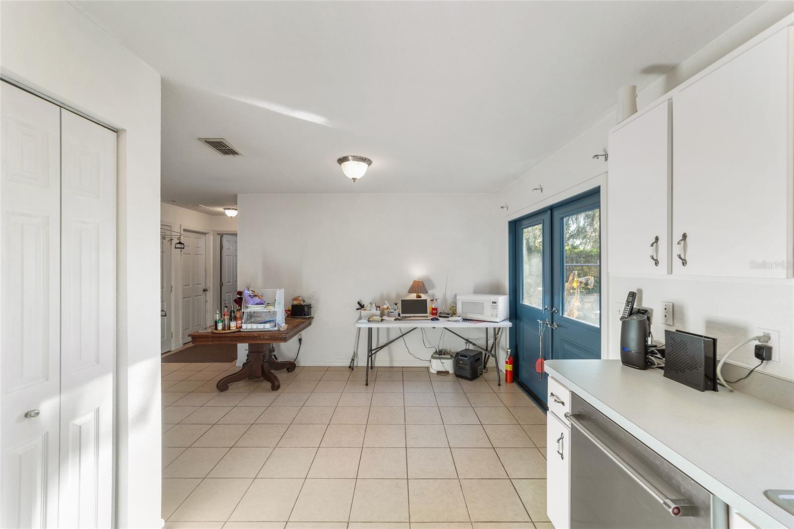 OCALA PARK ESTATE - Residential