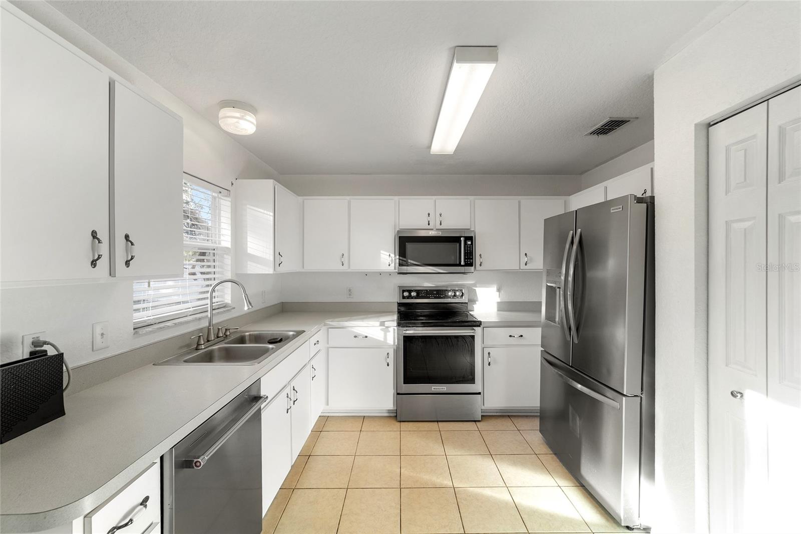 OCALA PARK ESTATE - Residential