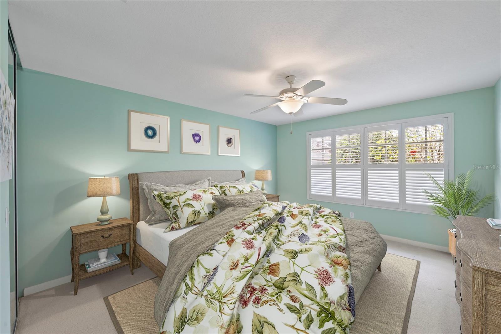 VILLAGEWALK - Residential