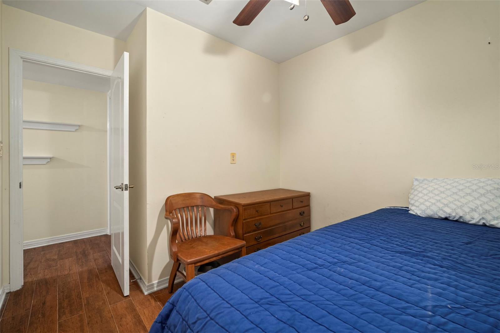 BRANDON OAK GROVE ESTATES - Residential