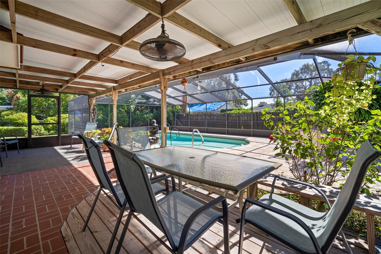 BRANDON OAK GROVE ESTATES - Residential