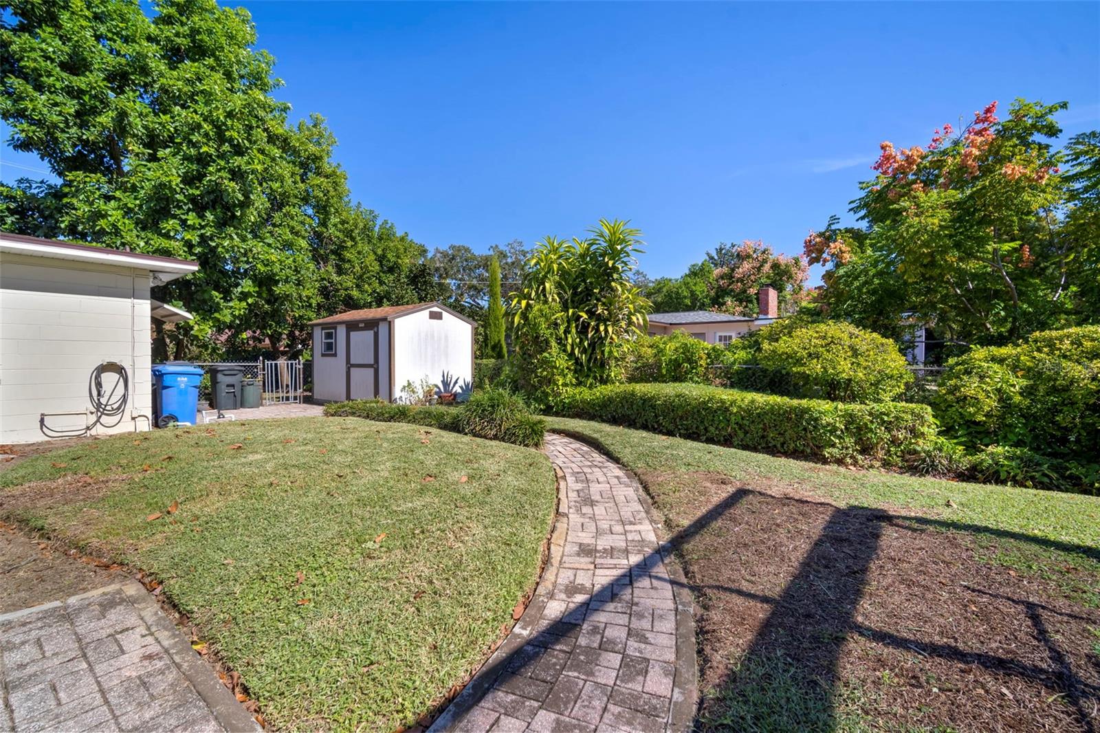 BRANDON OAK GROVE ESTATES - Residential