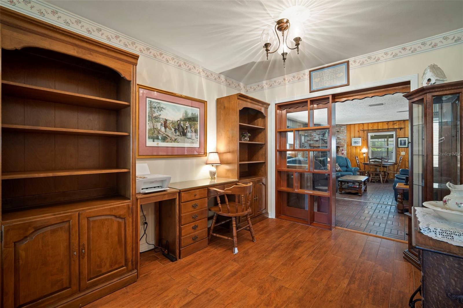 BRANDON OAK GROVE ESTATES - Residential