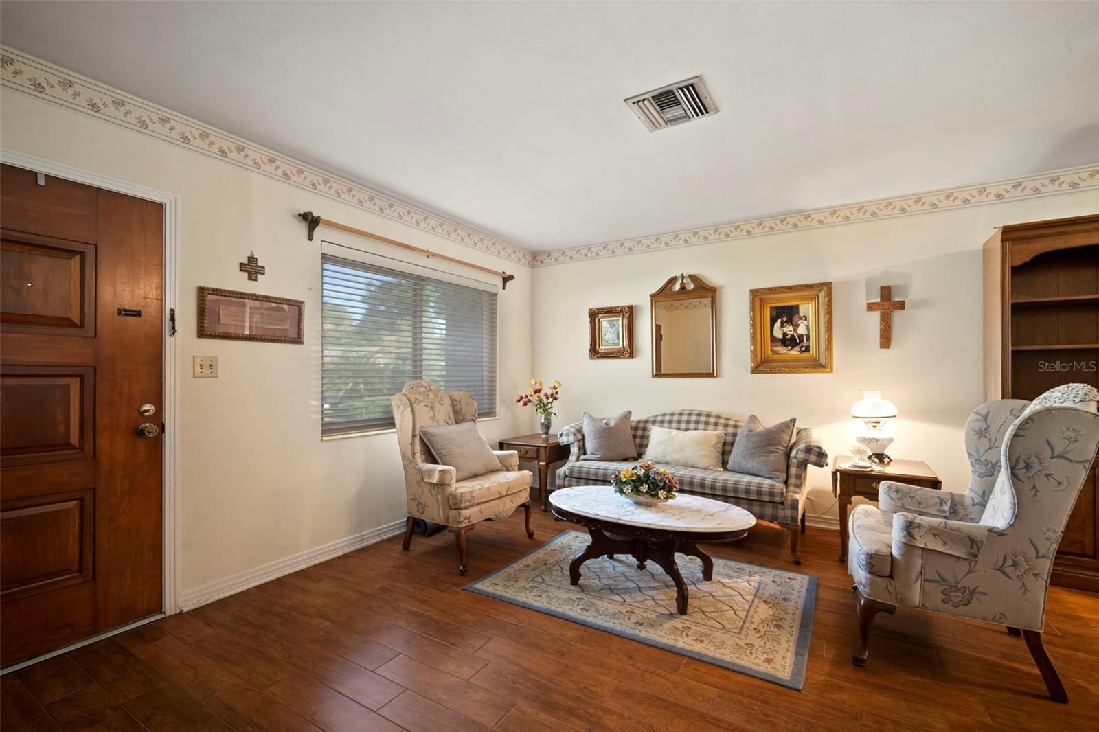 BRANDON OAK GROVE ESTATES - Residential