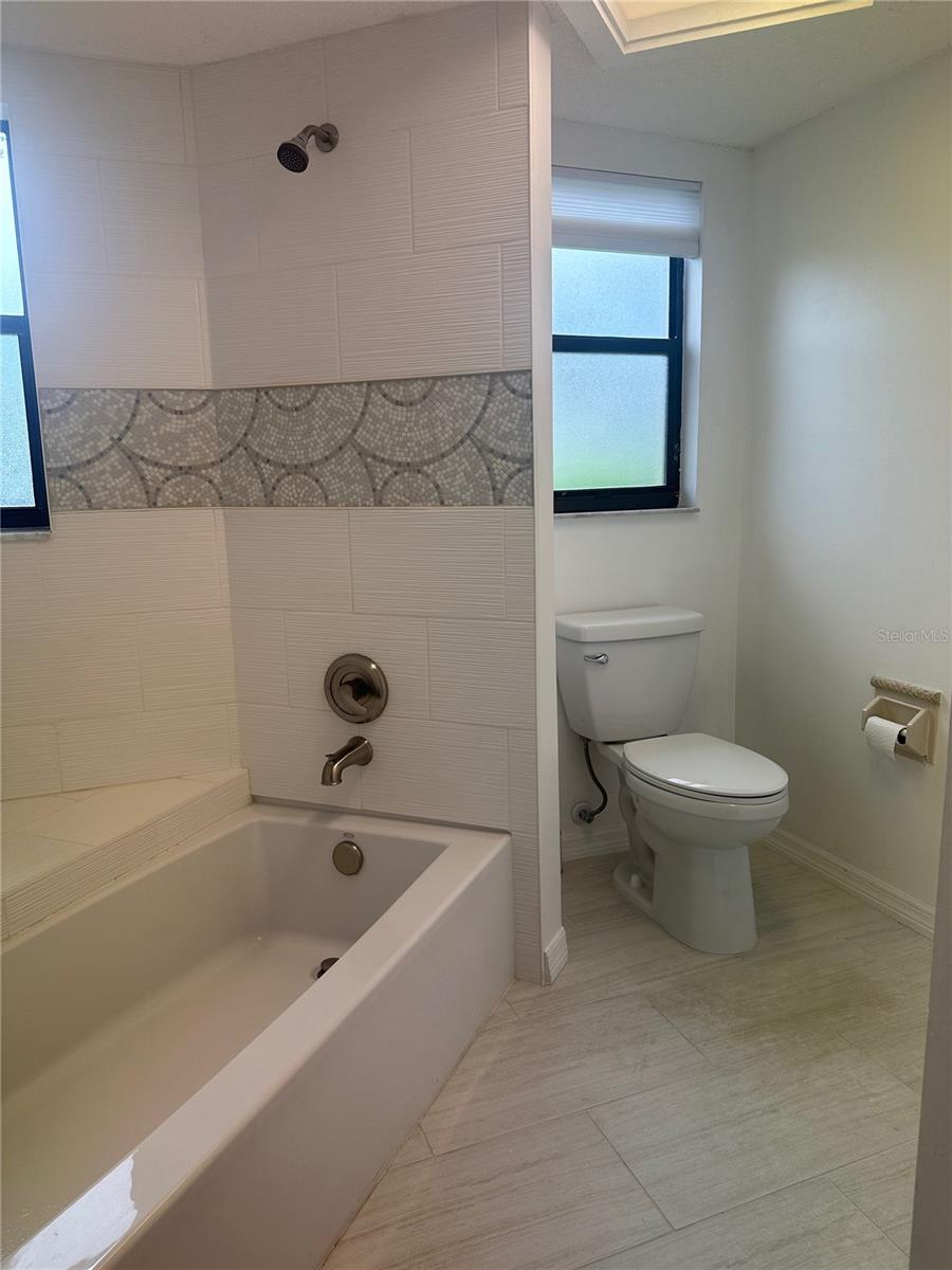 GREENBROOK ESTATES - Residential Lease