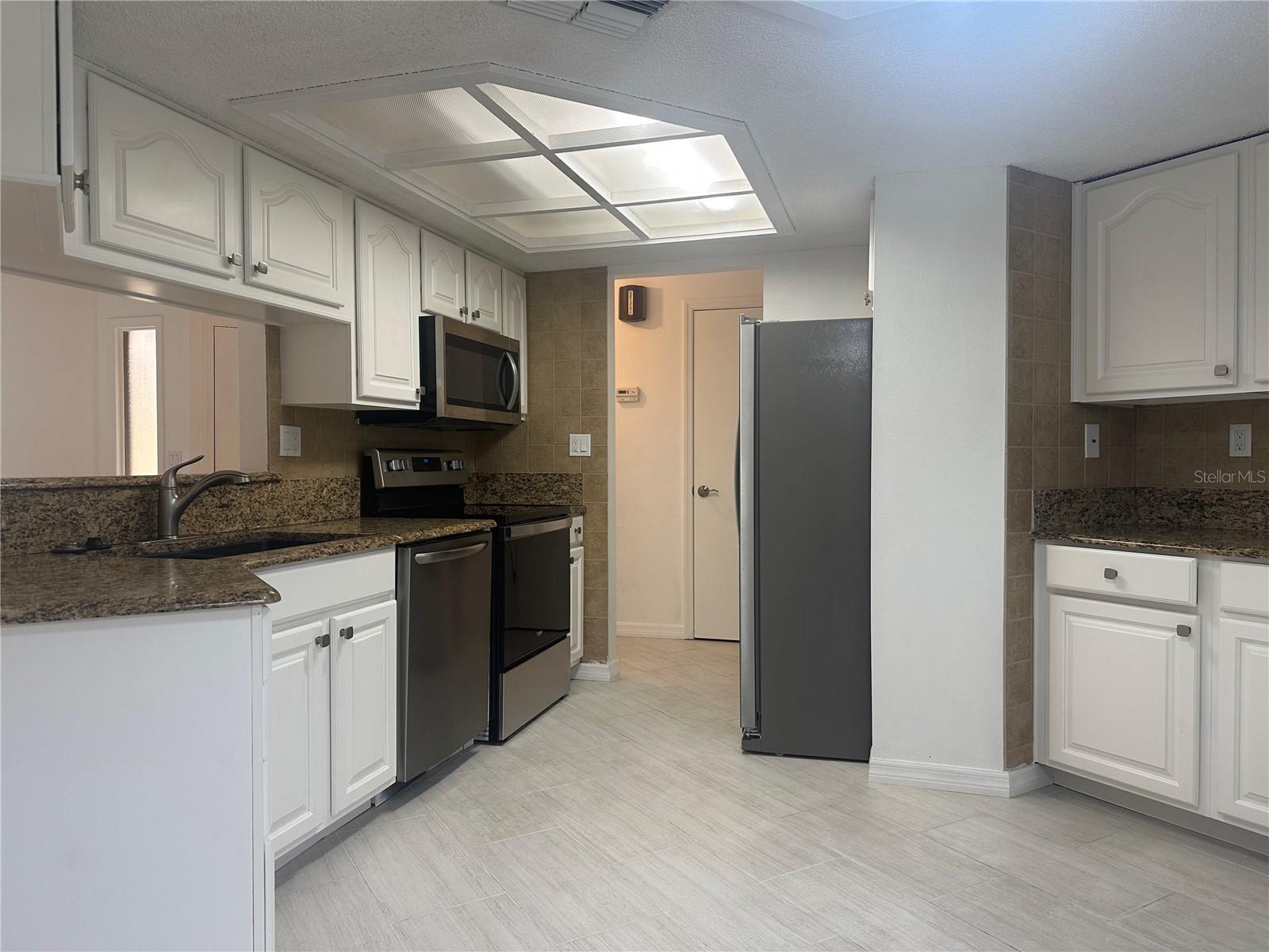 GREENBROOK ESTATES - Residential Lease