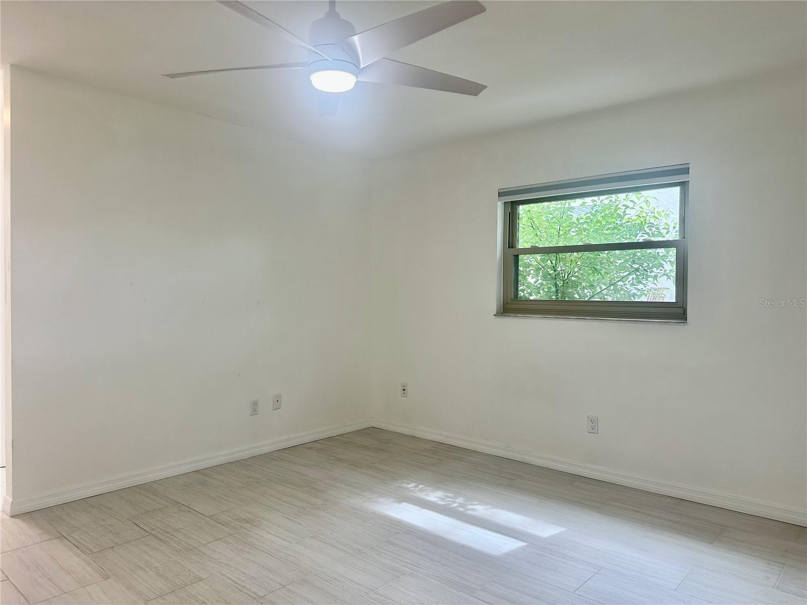 GREENBROOK ESTATES - Residential Lease