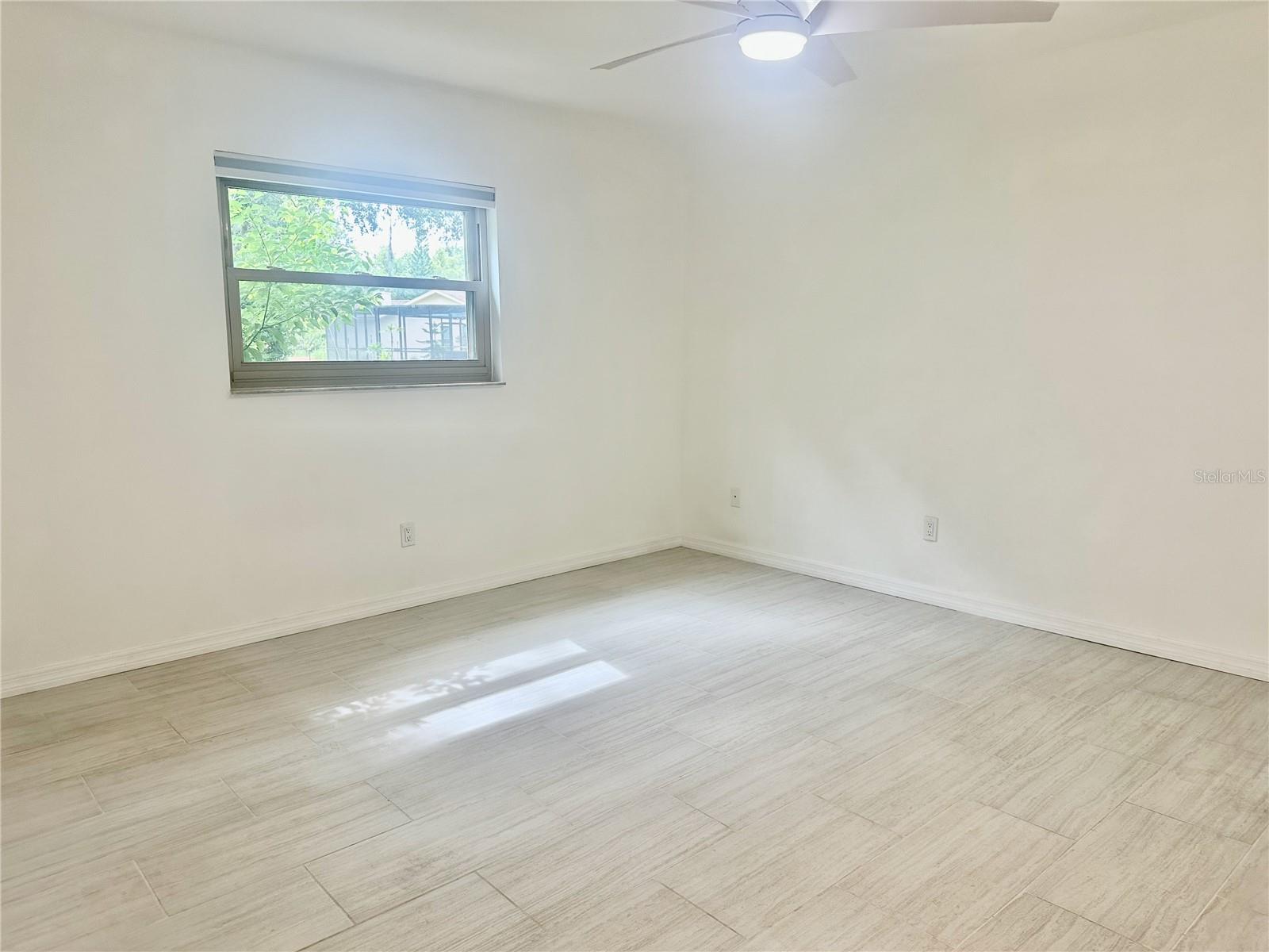 GREENBROOK ESTATES - Residential Lease
