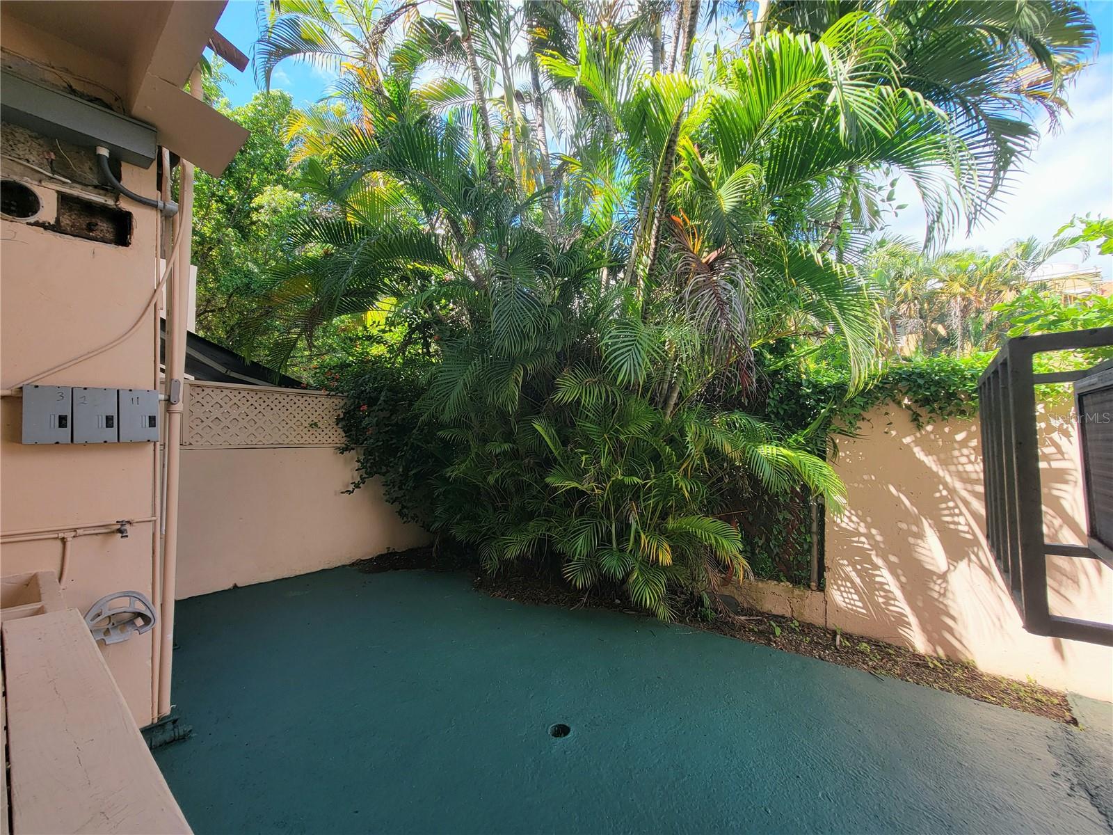 OCEAN PARK - Residential Income