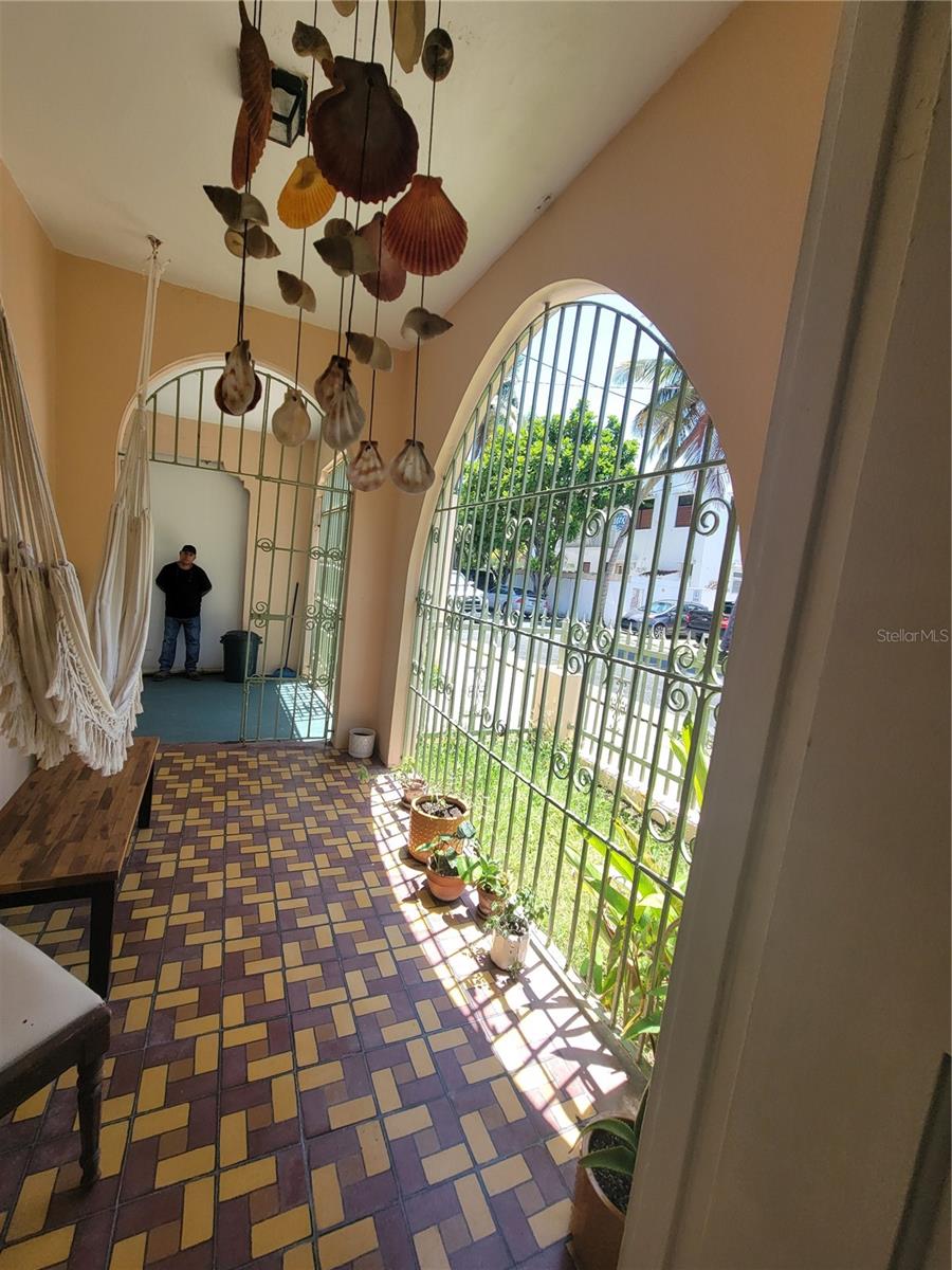 24 SANTA CECILIA STREET