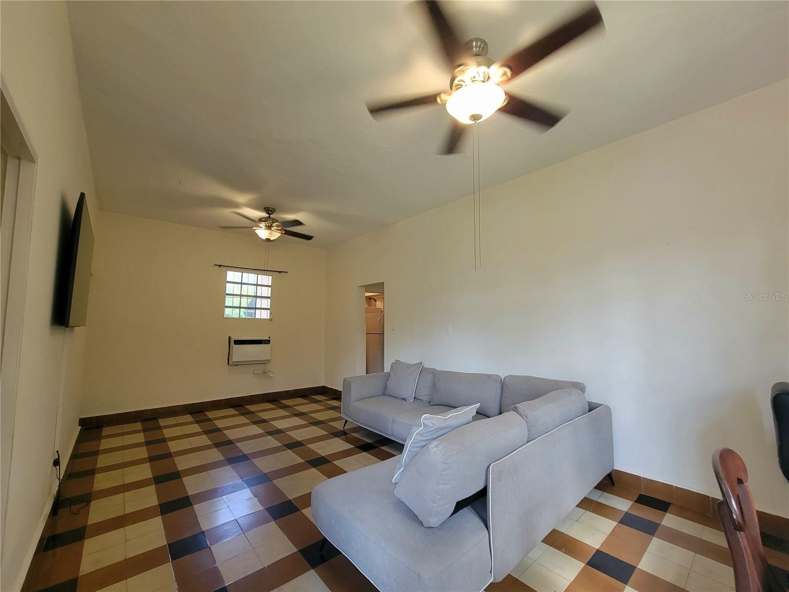 OCEAN PARK - Residential Income