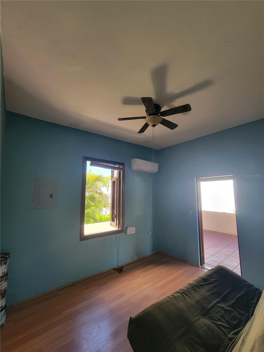 OCEAN PARK - Residential Income