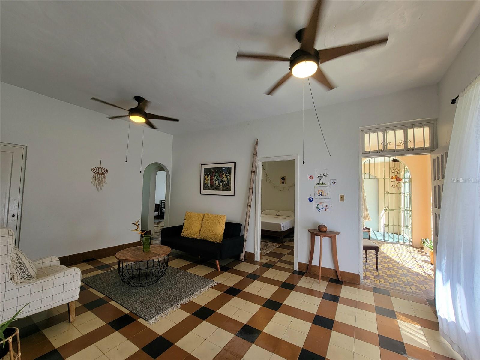 24 SANTA CECILIA STREET