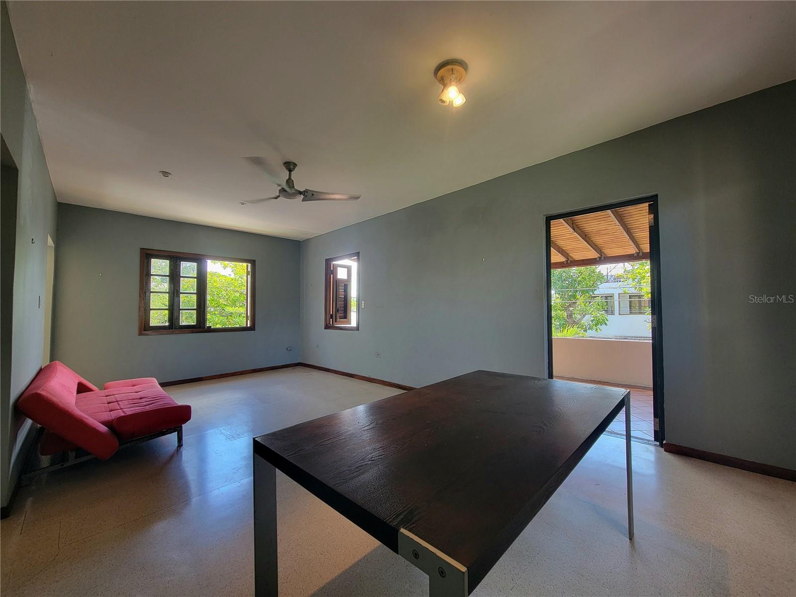 OCEAN PARK - Residential Income