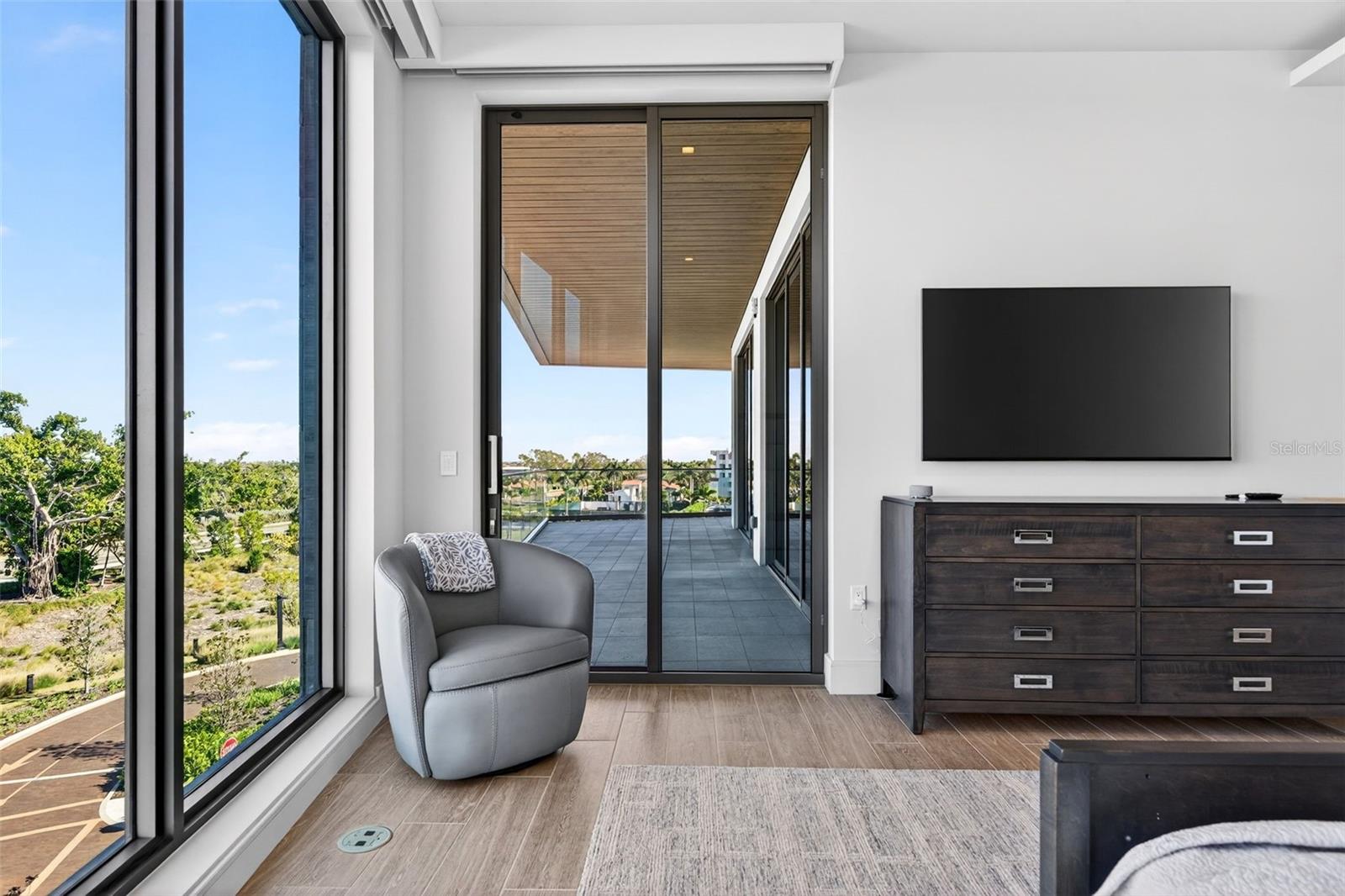 ST. REGIS LONGBOAT KEY - Residential