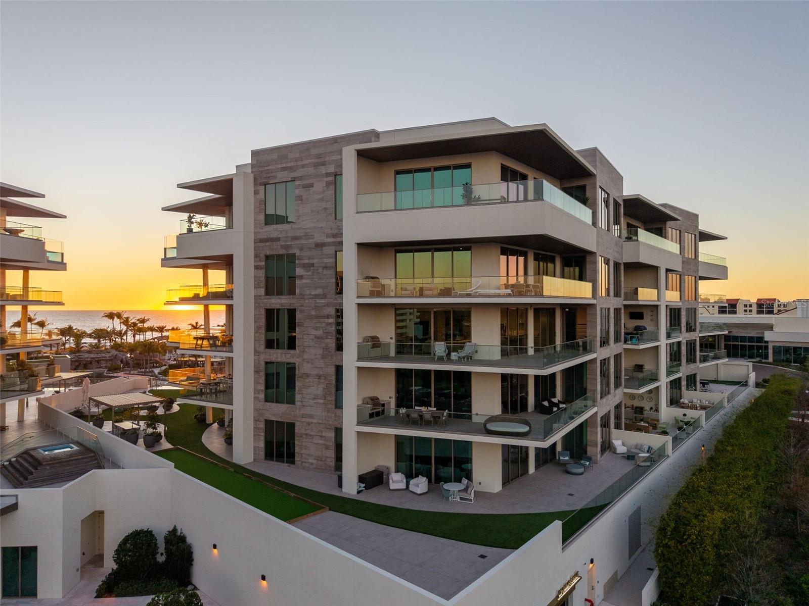 1591 GULF OF MEXICO DRIVE 412