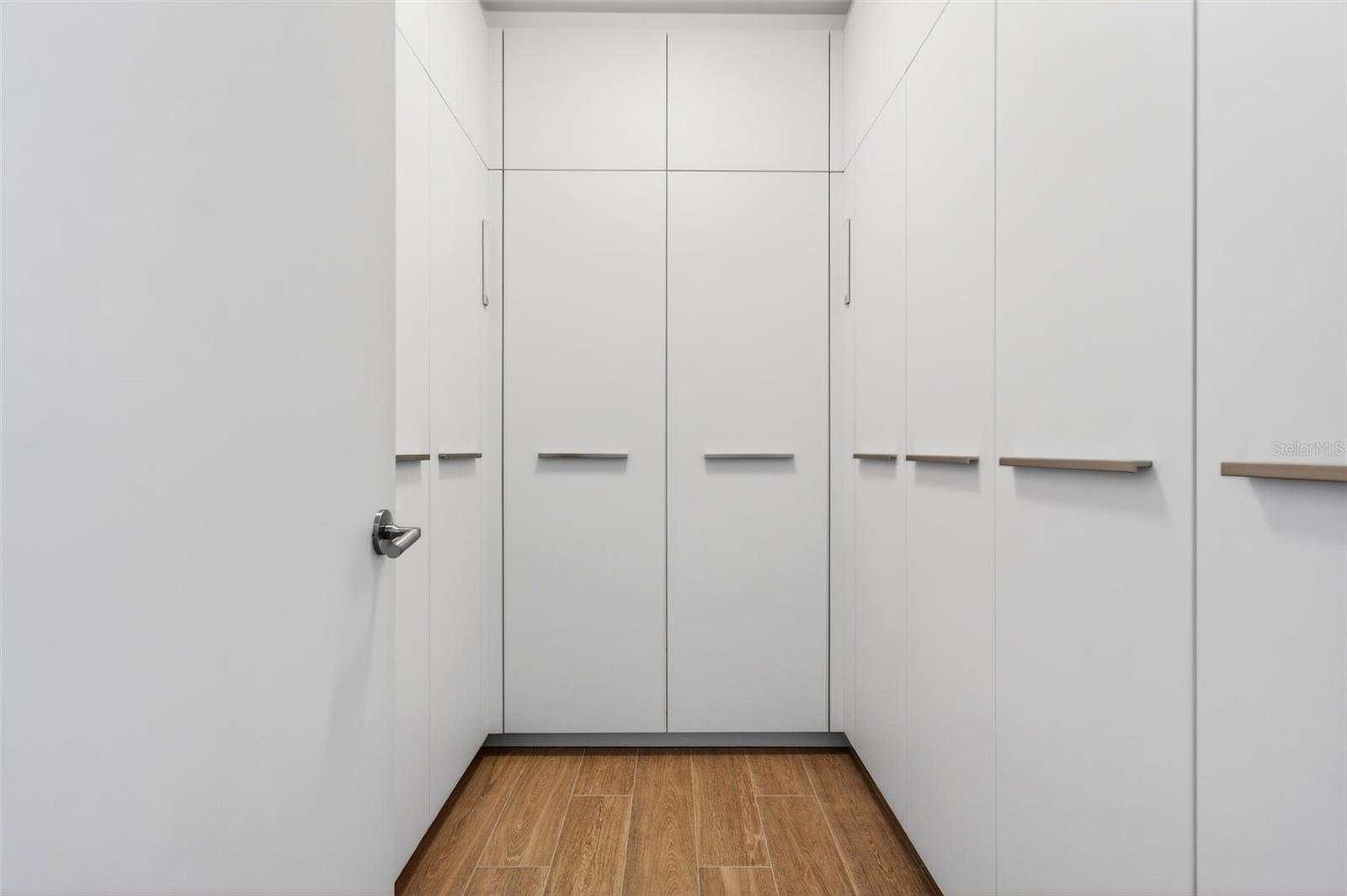 ST. REGIS LONGBOAT KEY - Residential