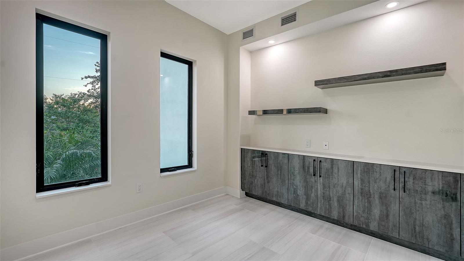 HARBOR ACRES SEC 2 - Residential