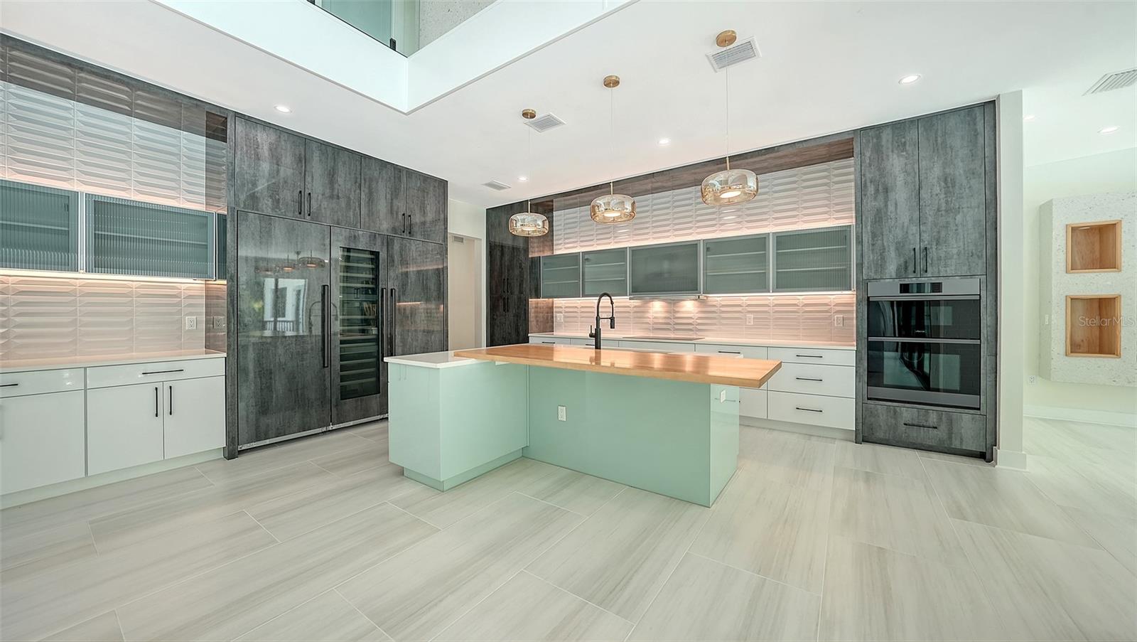 HARBOR ACRES SEC 2 - Residential