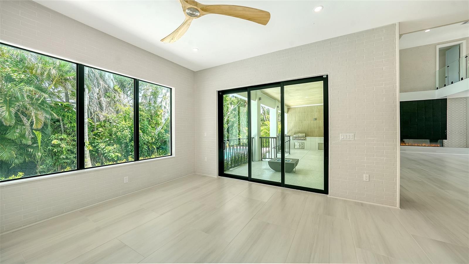 HARBOR ACRES SEC 2 - Residential