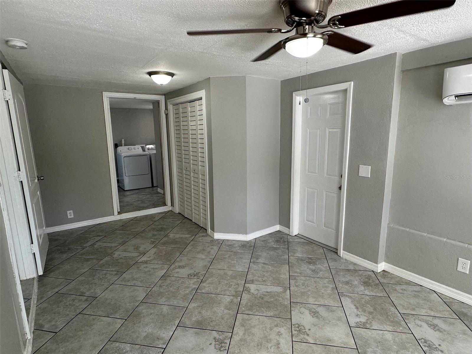 BETTY LANE HEIGHTS 2ND ADD - Residential