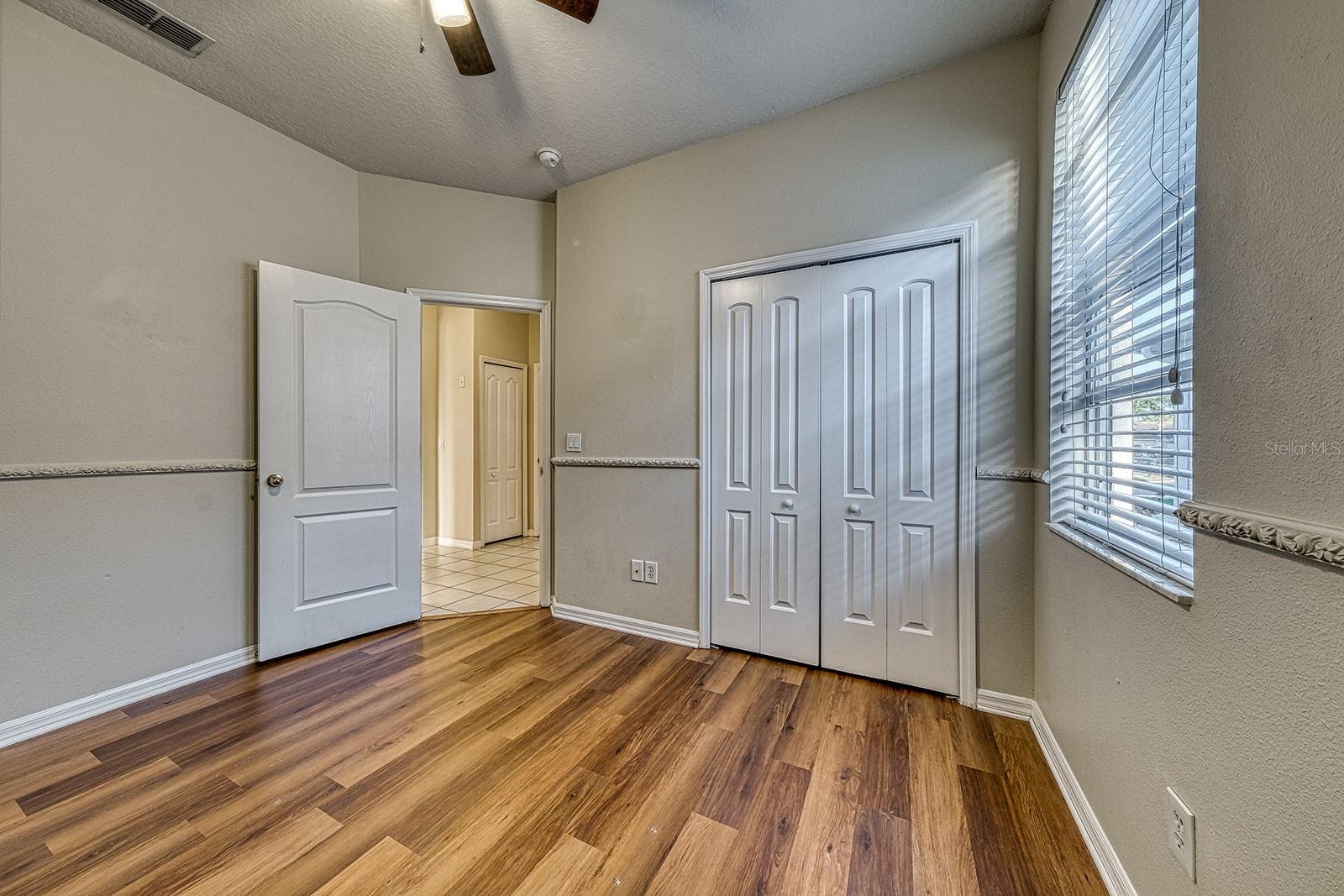 HUNTERS CREEK TR 526 PH 02 43/22 - Residential