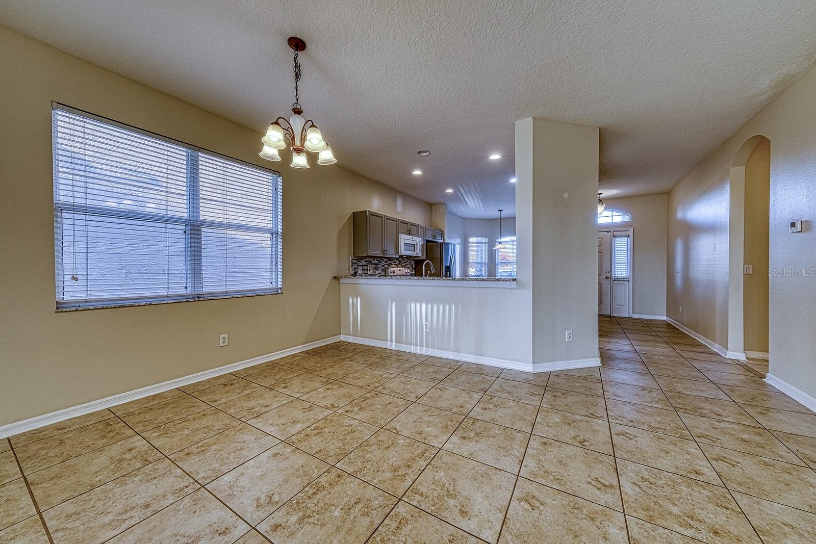 HUNTERS CREEK TR 526 PH 02 43/22 - Residential