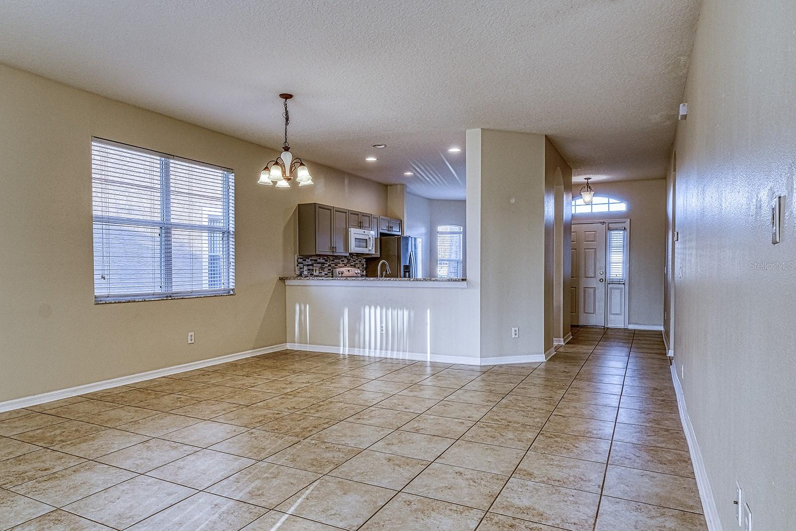 HUNTERS CREEK TR 526 PH 02 43/22 - Residential