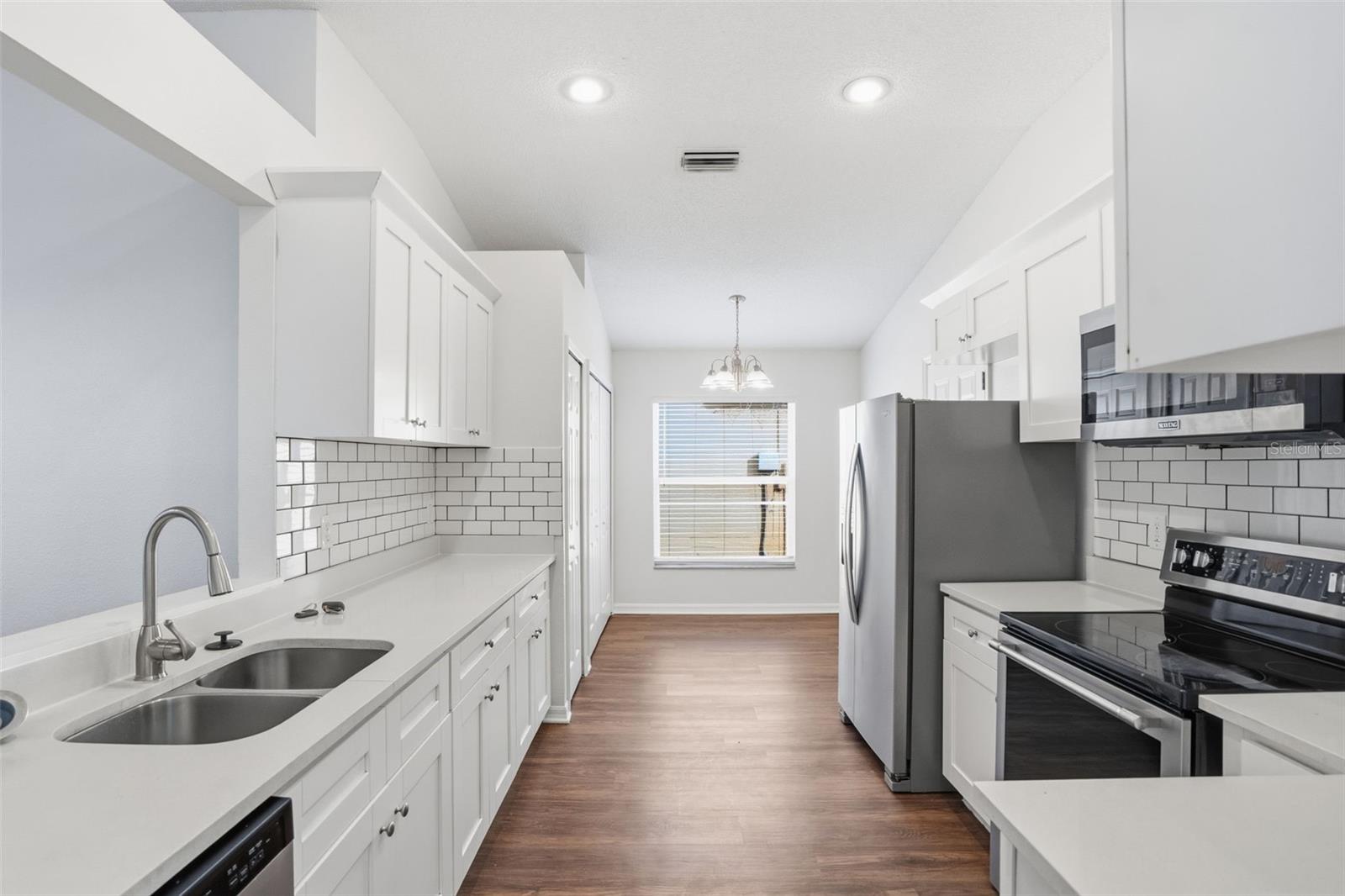 SOUTH POINTE PH 3A 3B - Residential