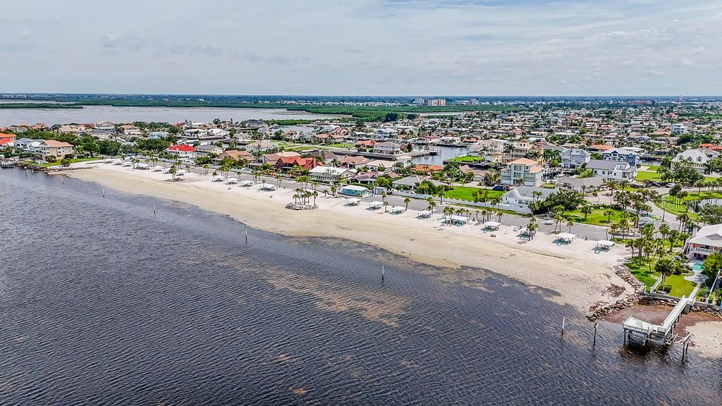 FLOR A MAR - Residential