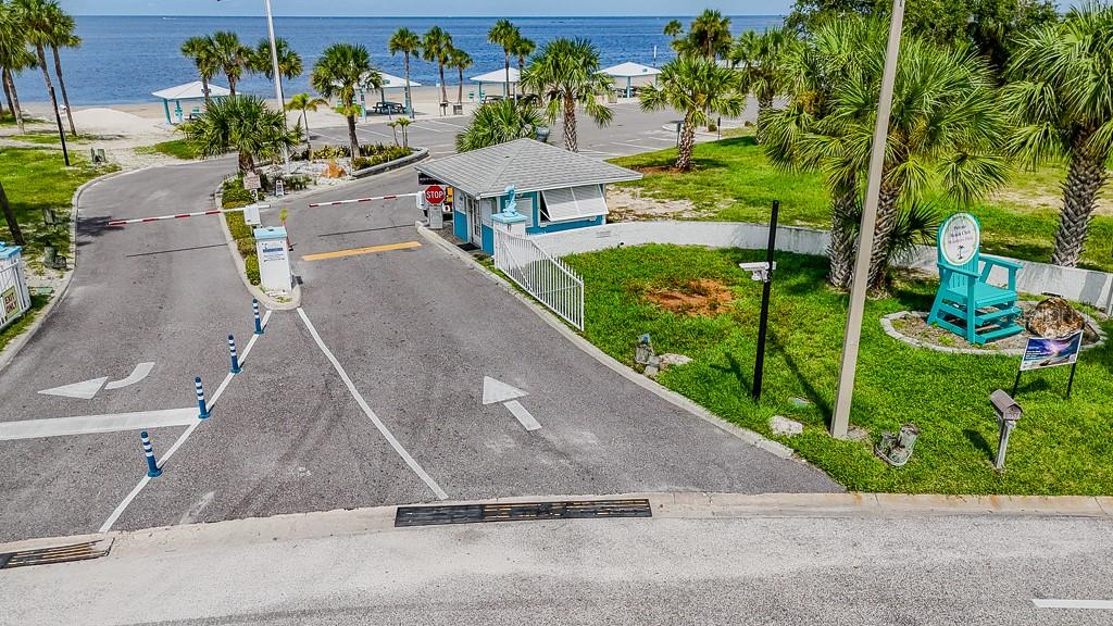 FLOR A MAR - Residential