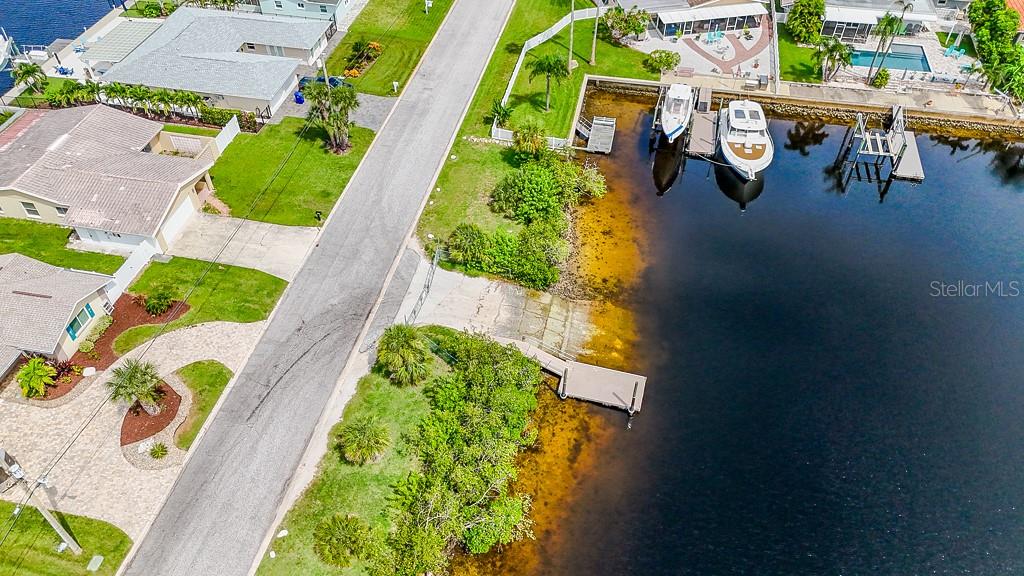 FLOR A MAR - Residential