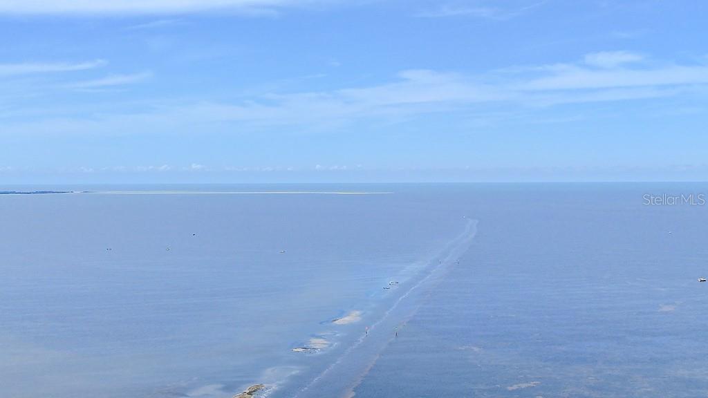 FLOR A MAR - Residential