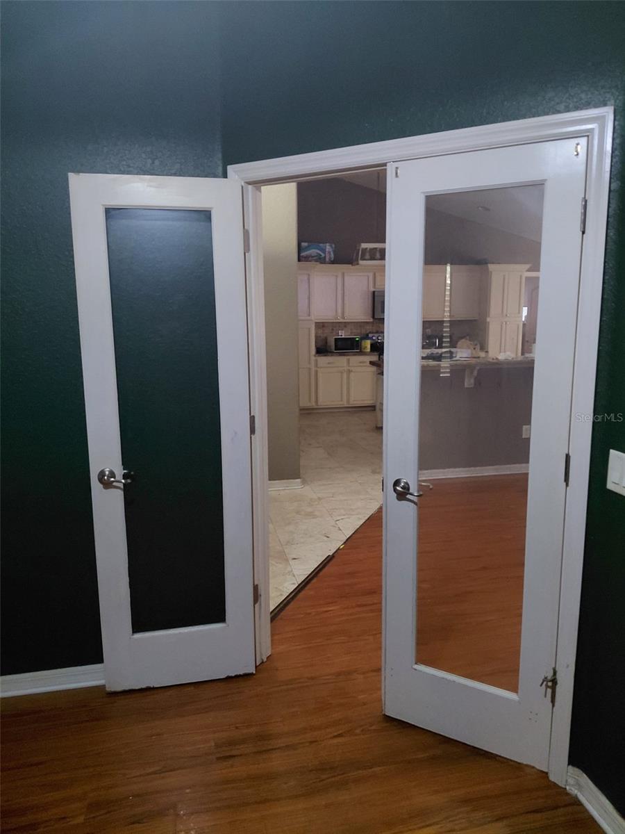 ROYAL HIGHLANDS - Residential