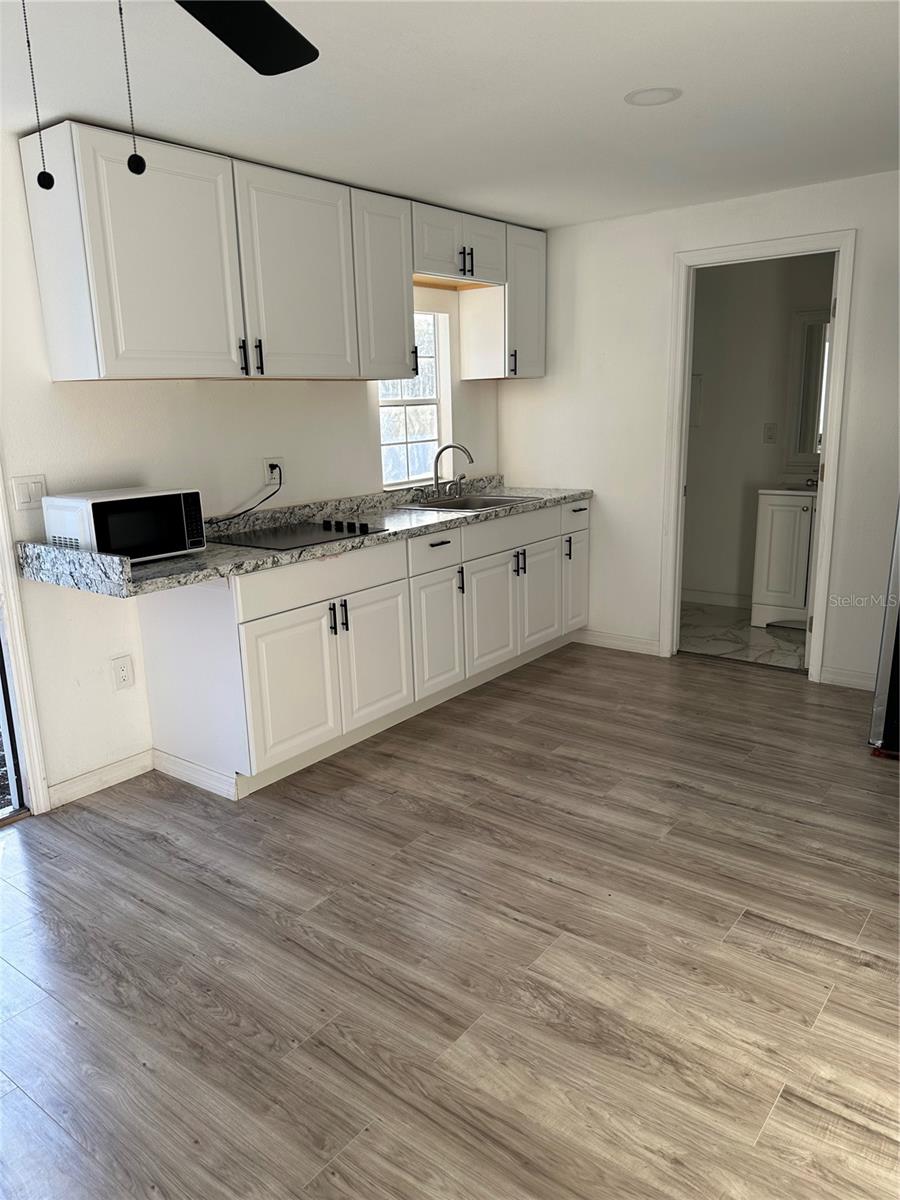 ROYAL HIGHLANDS - Residential